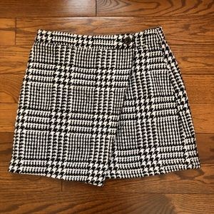 Houndstooth Forever 21 Mini Skirt SALE